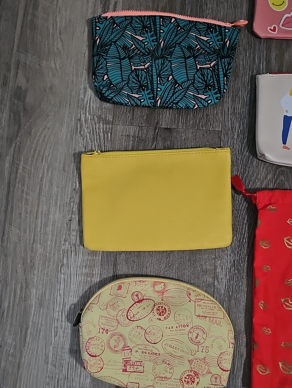 Lot of Ipsy Bags - Picture 5 of 9